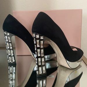 MIU MIU heels sz40